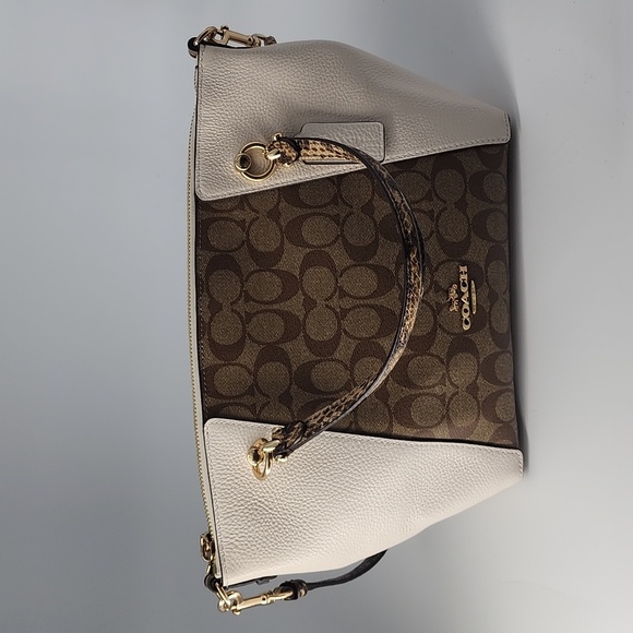 Coach Handbags - Coach crossbody/satchel